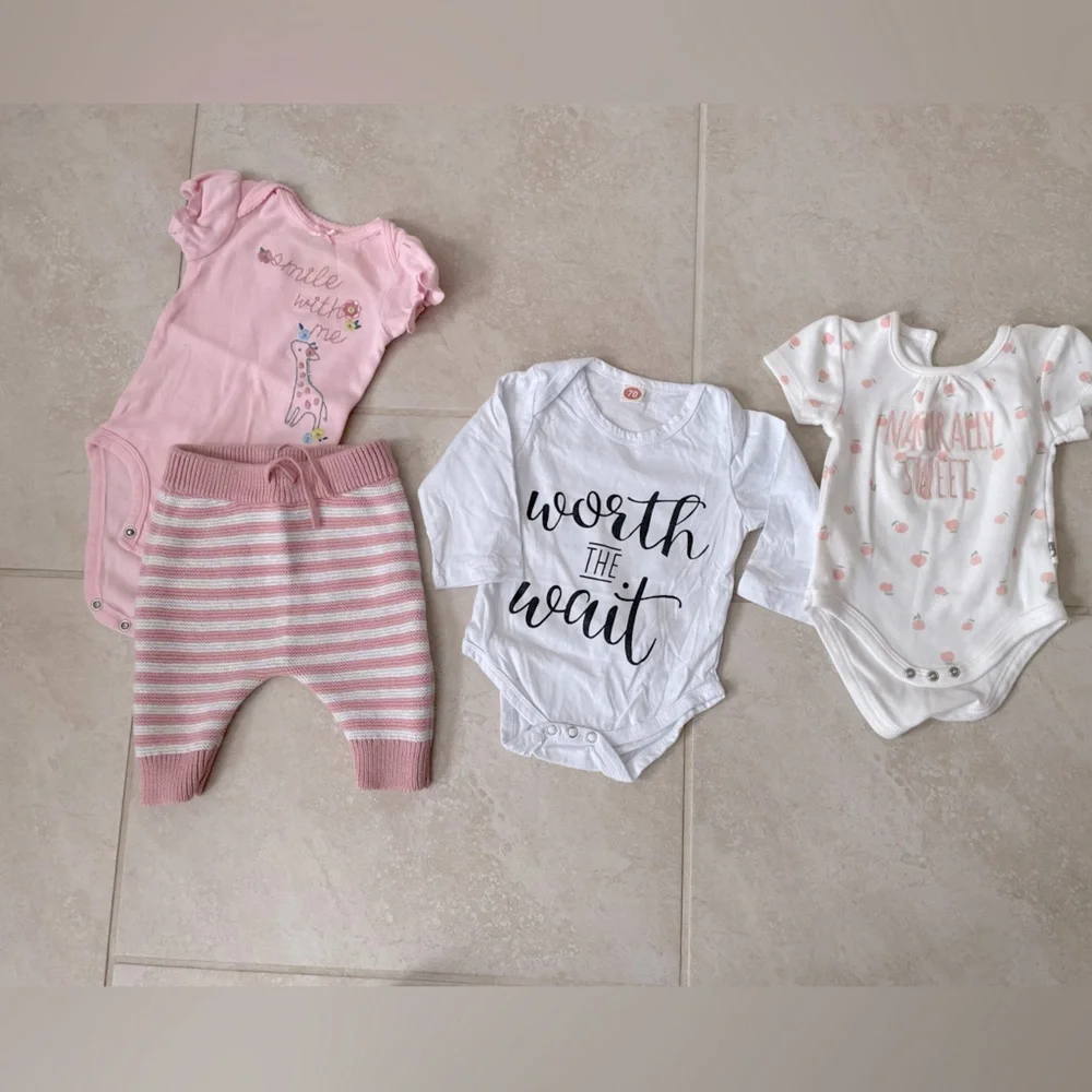 4 PCS Baby bundle 3 Onesies & 1 matching sweater Pants - Pink and White Like New